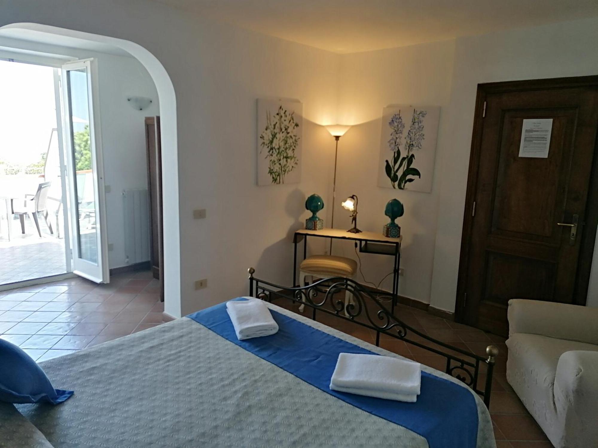 B&B Villa Teresa Sorrento Eksteriør billede